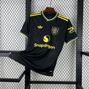 Camisa Manchester United 2025/26 - Adidas Torcedor Masculina - Preta/Amarela