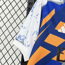 Camisa Real Madrid Edição Especial 2025/26 - Adidas Torcedor Masculina - Branca/Azul
