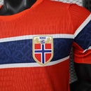 Camisa Seleção Noruega Home 2026/27 - Nike Jogador Masculina - Vermelha/Azul
