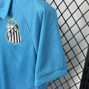 Camisa Pronta Entrega Santos Fourth 2025/26 - Umbro Torcedor Masculina - Azul/Preta