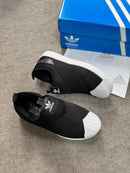 Tênis Adidas Slip On Premium - Preto/Branco