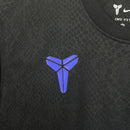Camisa Pronta Entrega Barcelona Edição Kobe Bryant 2025/26 - Torcedor Masculina - Preta/Roxa