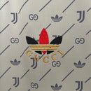 Camisa Juventus Edição Especial 2024/25 - Adidas Torcedor Masculina - Bege/Cinza