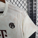Camisa Bayern de Munique Third 2023/24 - Adidas Torcedor Masculina - Bege/Bordo