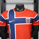 Camisa Seleção Noruega Home 2026/27 - Nike Jogador Masculina - Vermelha/Azul