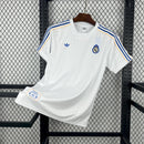 Camisa Real Madrid Edição Especial 2025/26 - Adidas Torcedor Masculina - Branca/Azul
