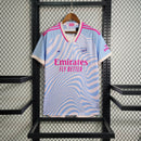 Camisa Arsenal Treino 2023/24 - Adidas Torcedor Masculina - Azul/Rosa