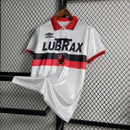 Camisa Flamengo 1986/87 - Umbro Retrô Masculina - Branca/Vermelha