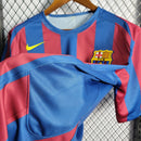 Camisa Pronta Entrega Barcelona Home 2005/06 - Nike Retrô Masculina - Vermelha/Azul