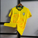 Camisa Pronta Entrega Seleção Brasileira Home 1993/1994 - Umbro Retrô Masculina - Amarela/Verde