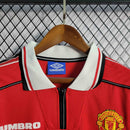 Camisa Pronta Entrega Manchester United Home 1998/99 - Umbro Retrô Masculina - Vermelha/Branca