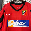 Camisa Atlético de Madrid Away 2001/02 - Nike Retrô Masculina - Vermelha/Preta