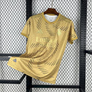 Camisa Real Madrid Treino 2025/26 - Adidas Torcedor Masculina - Dourada/Preta