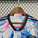 Camisa Seleção Japão Edição Especial Anime 2022/23 - Adidas Torcedor Masculina - Rosa/Azul