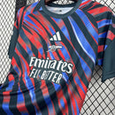 Camisa Arsenal Pré Jogo 2026/27 - Adidas Torcedor Masculina - Vermelha/Azul